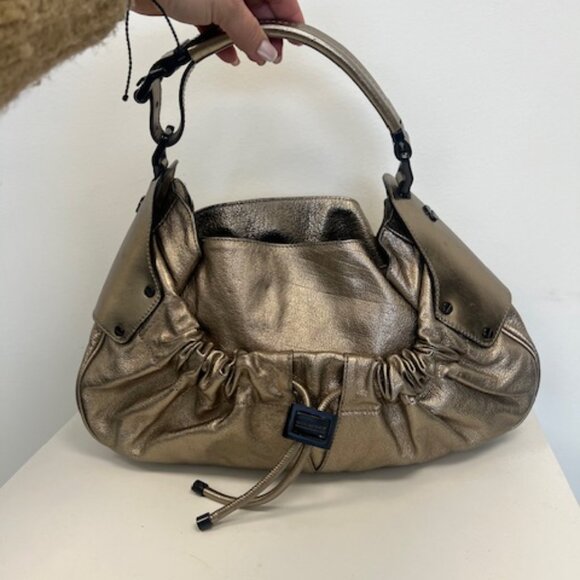 BURBERRY GOLD leather Warrior Drawstring Hobo - Picture 3 of 11